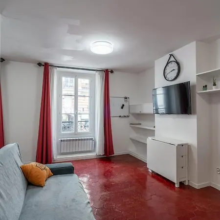 Logement Entier A Parijs Buitenkant foto